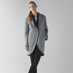 Lululemon &go When You're Cold Wrap size M NWT